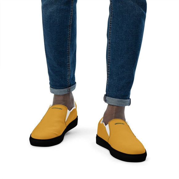 Slip - On Canvas Shoes - Arekkusu - Store